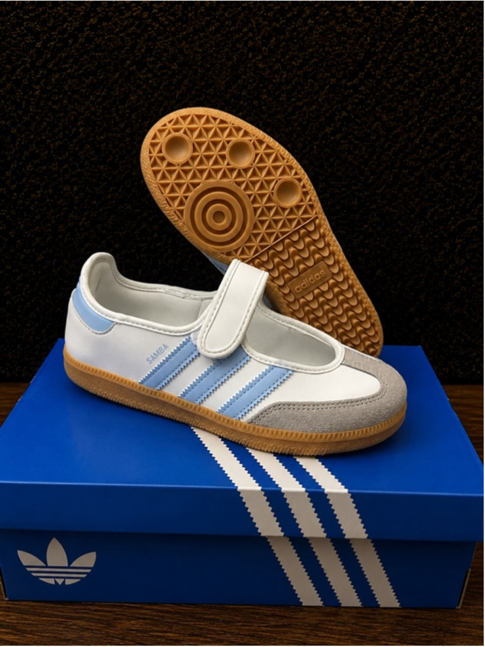 adidas Originals Samba Jane C Gum Sole Size 3Y